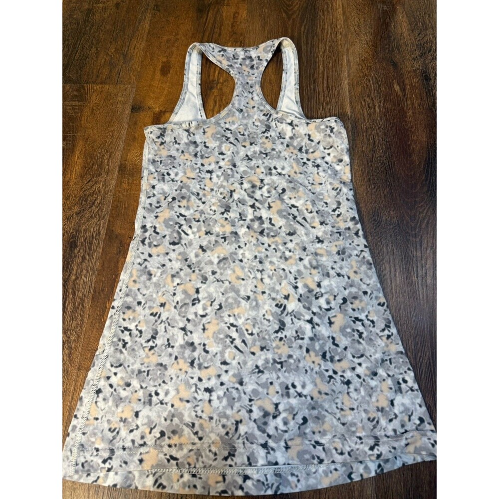 Lululemon Racerback Tank Top Size 4 - Picture 4 of 5